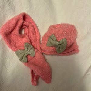 Billieblush hat and scarf set pink with gold shimmer bow one size